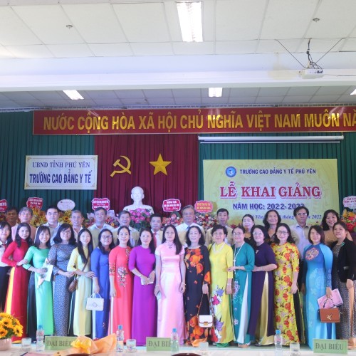SV Lào của Trường CĐYT Phú Yên